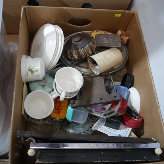 Cups and sauces, old tin, other sundries