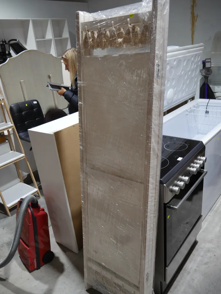 Three fold folding screen Image 1++