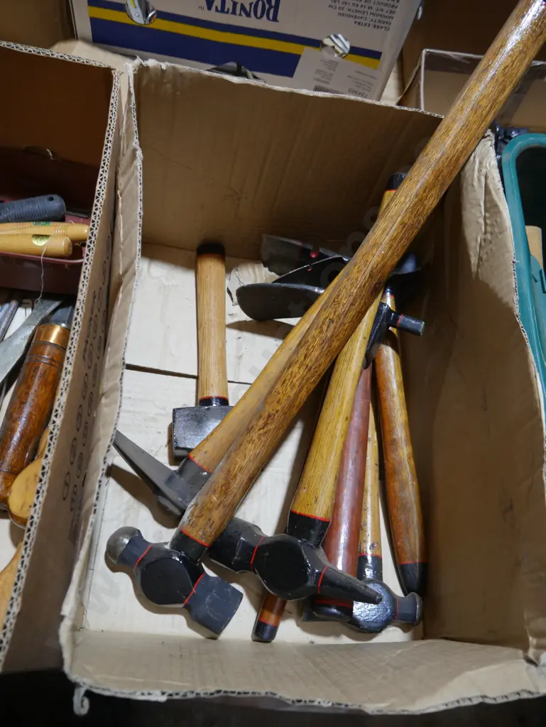 Vintage hammers Image 1++