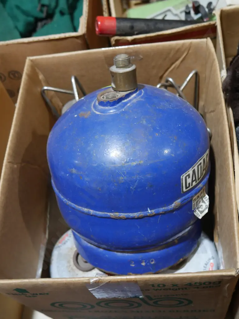 2 boxes gas cookers, knife block, lamp etc Image 1++