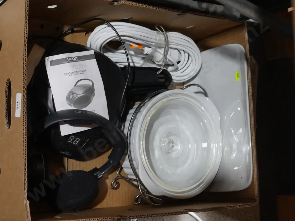 Headphones power cord etc Image 1++