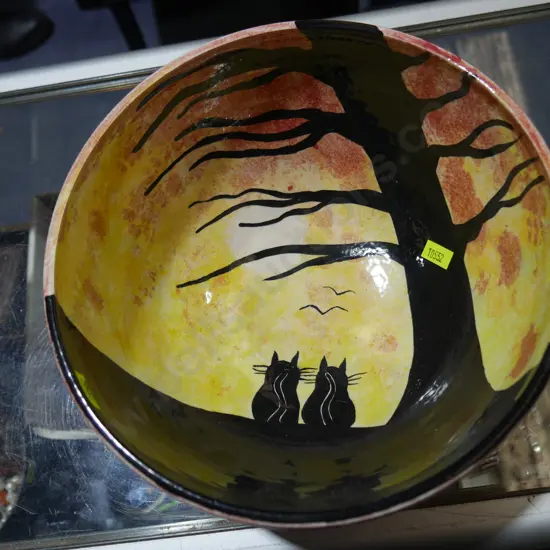 NZ Tina Over the Top pottery bowl