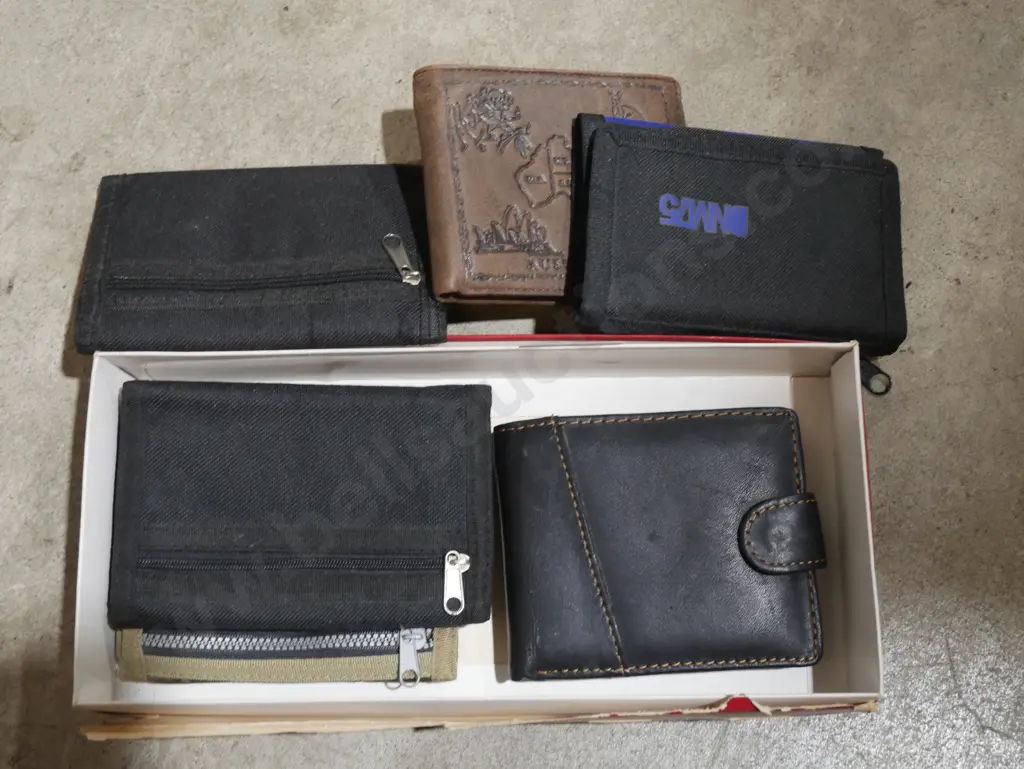 Men's wallets Image 1++