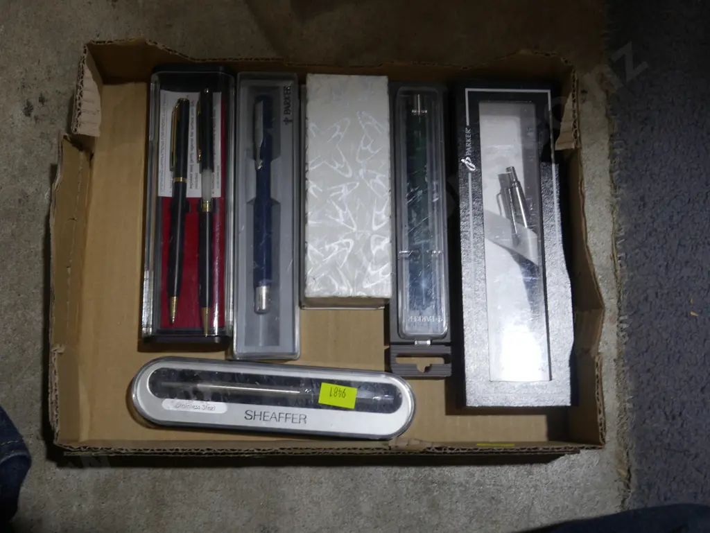 Parker pens etc Image 1++
