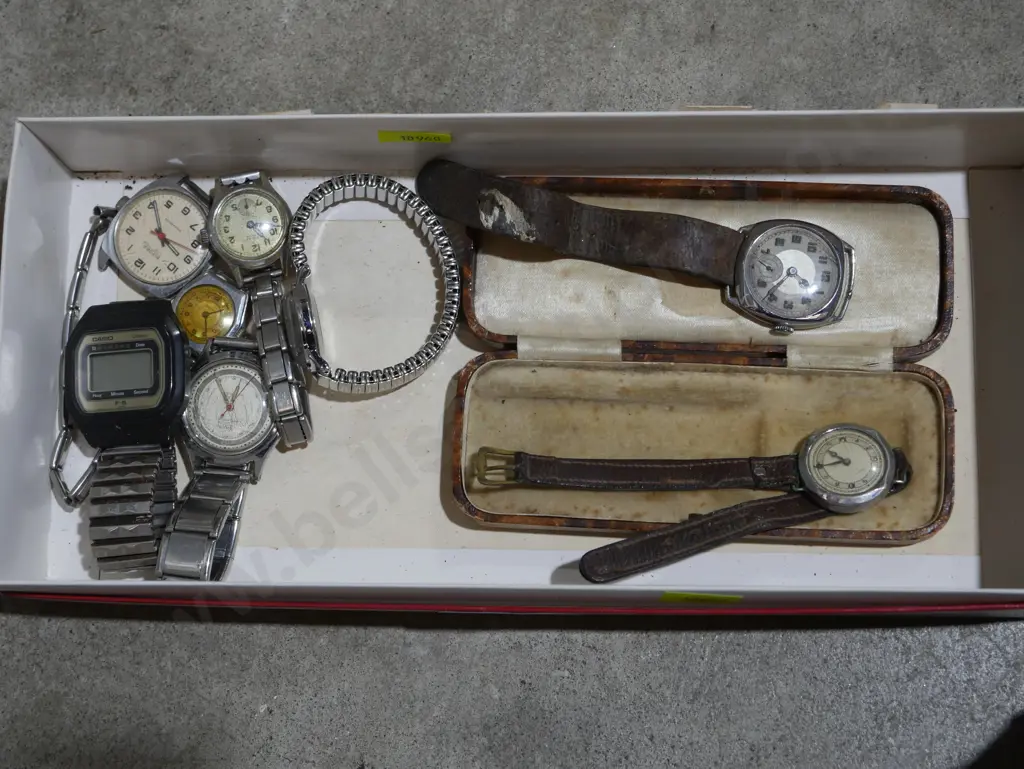 Wrist watches Image 1++