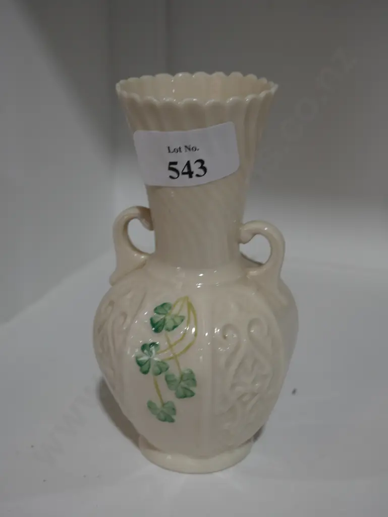 Belleek vase Image 1++