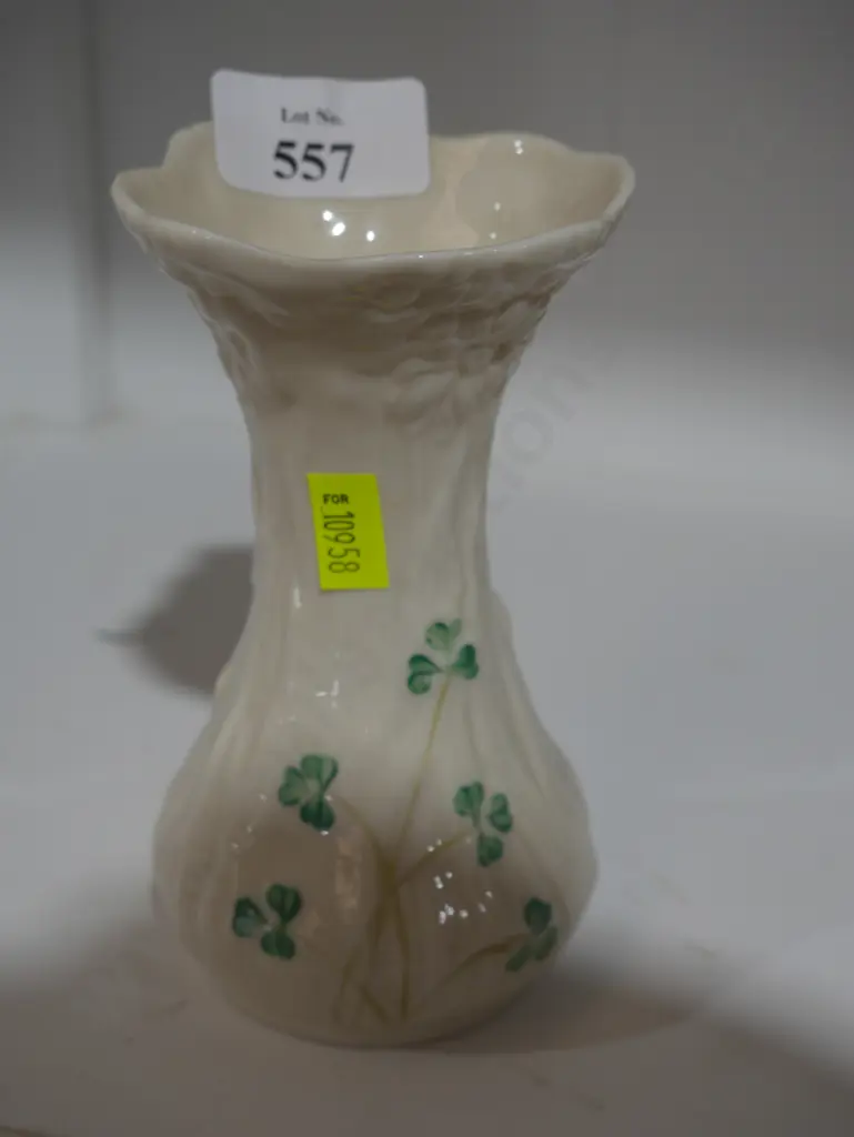 Belleek vase Image 1++