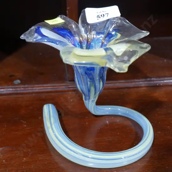 Art Glass flower vase