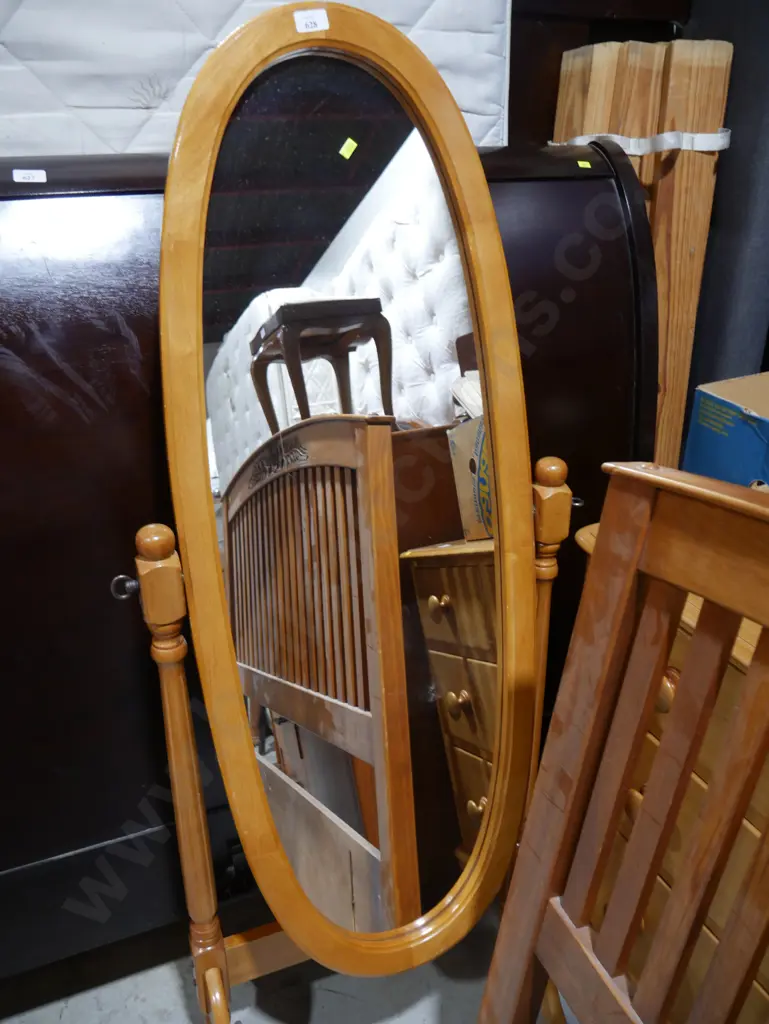 Cheval mirror Image 1++