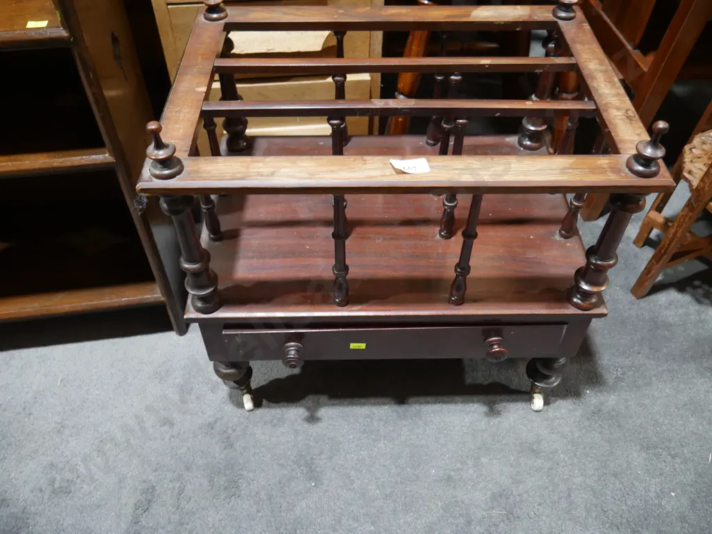 Magazine rack Image 1++