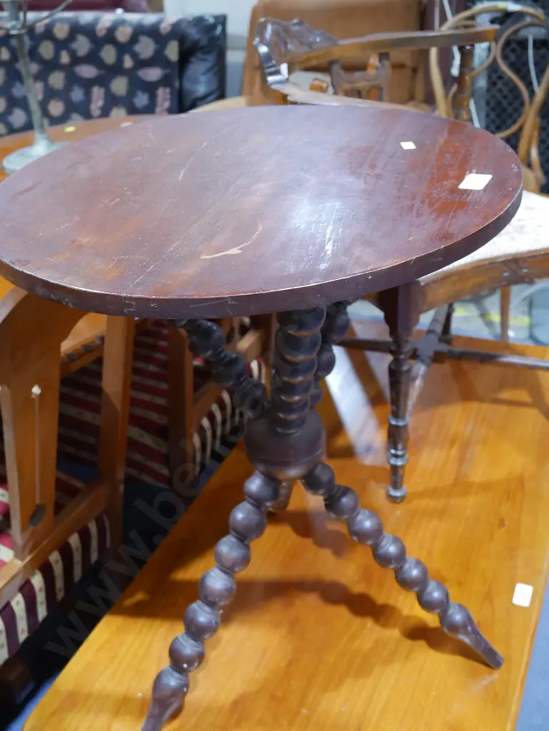 Occasional table Image 1++