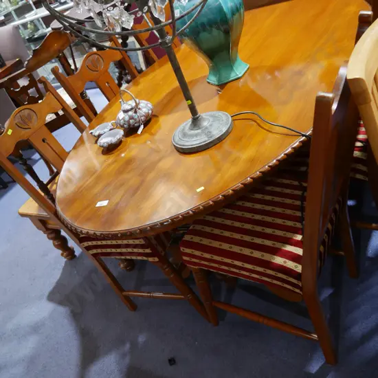 Dining table and  6 chairs