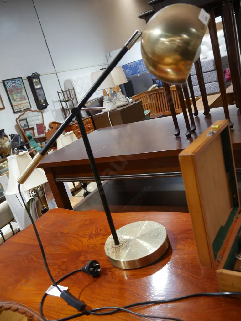 Table lamp Image 1++