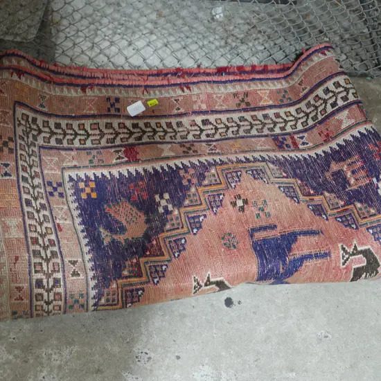 Hand knotted floor rug