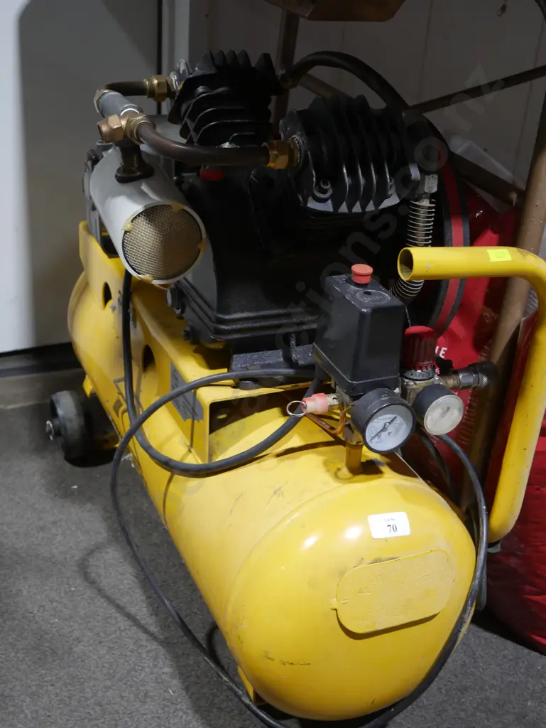 Remington air compressor Image 1++