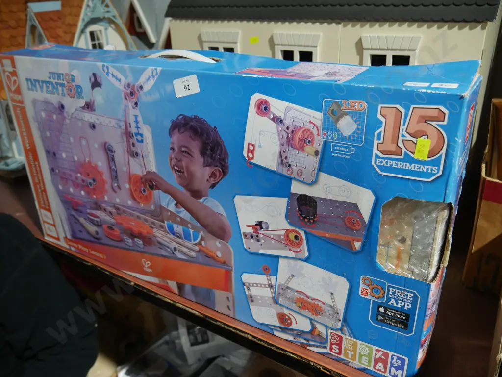 Junior Inventor Deluxe scientific workbench Image 1++
