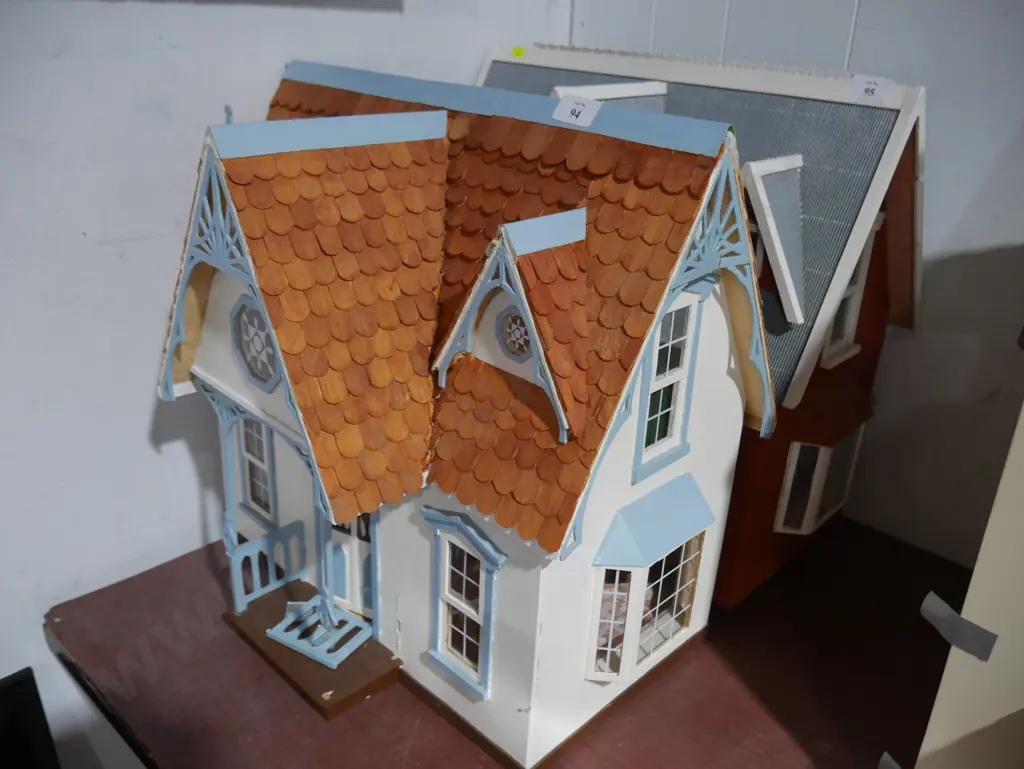 Doll house Image 1++