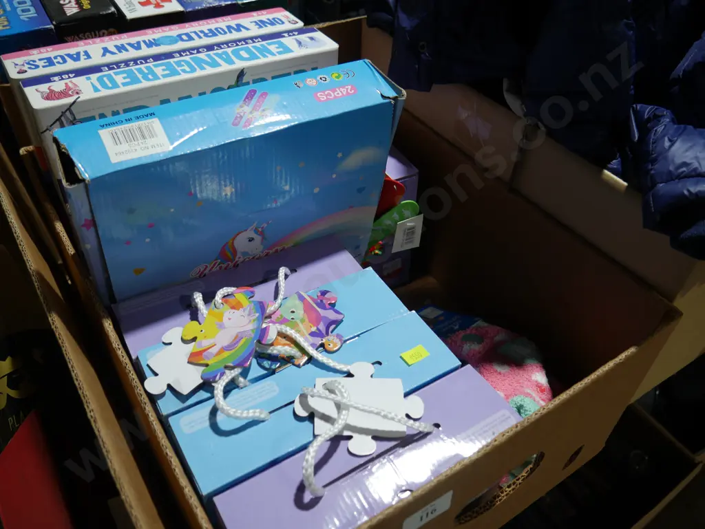 Kids jigsaw puzzles etc Image 1++