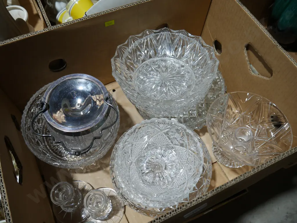 Crystal, glassware etc Image 1++