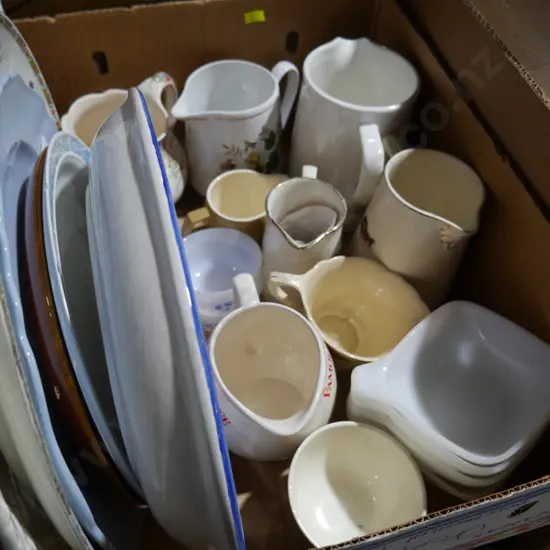 Jugs, ashets etc