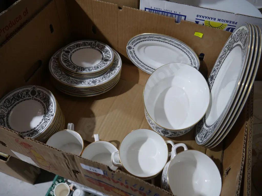 Royal Worcester dinnerware Image 1++