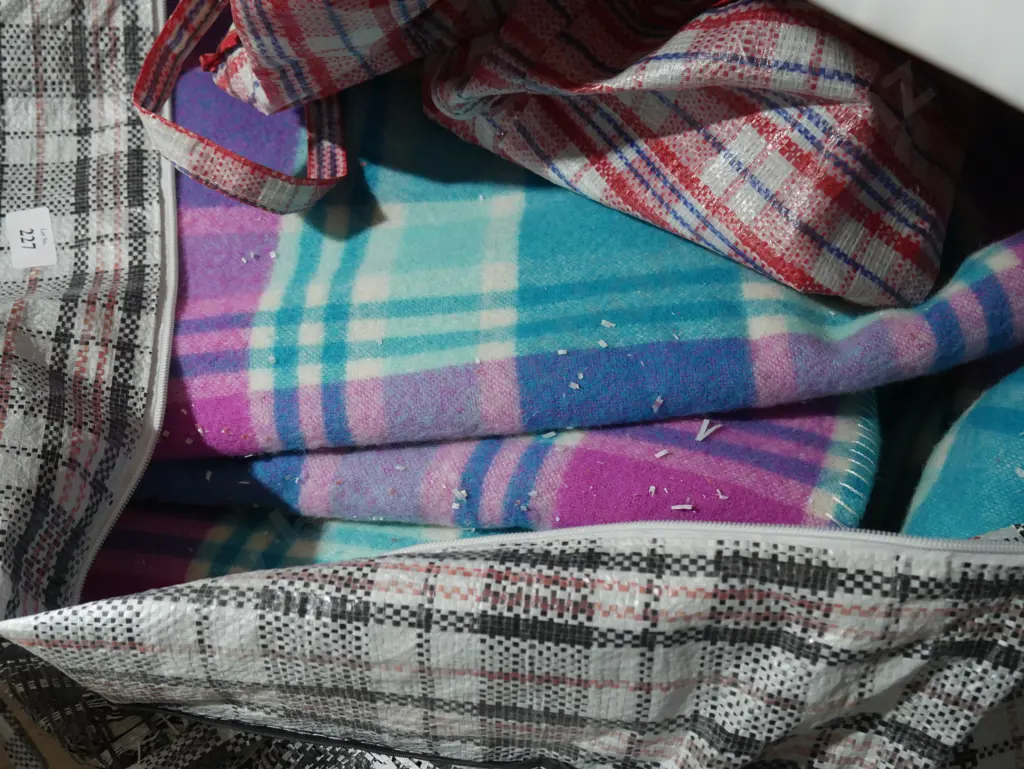 Woolen blankets Image 1++