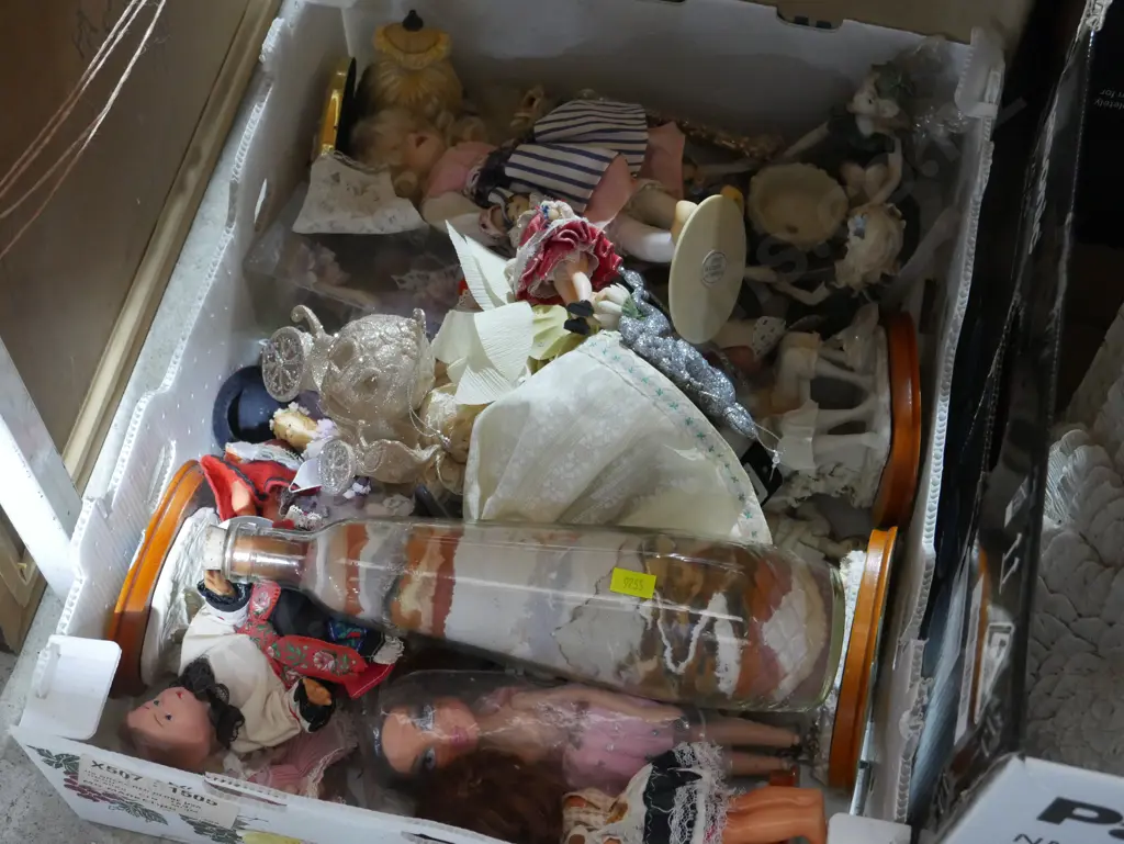 Dolls, etc Image 1++