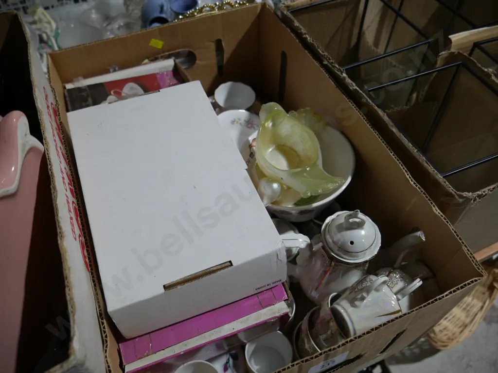 Childs teaset and other china Image 1++