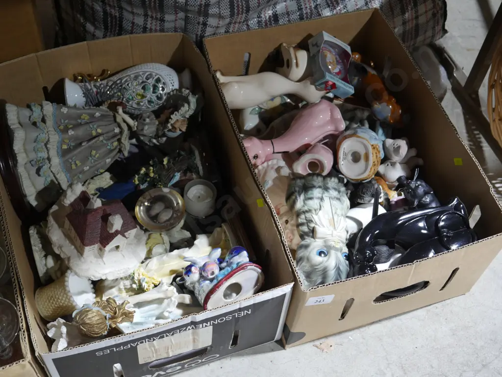 Cat and other ornaments, figurines etc Image 1++