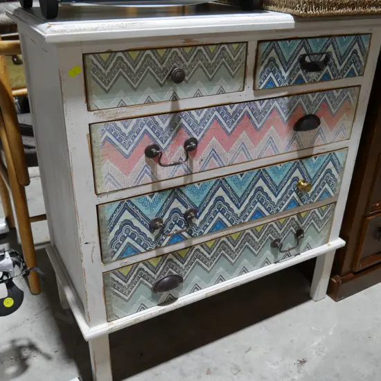 Chest drawers