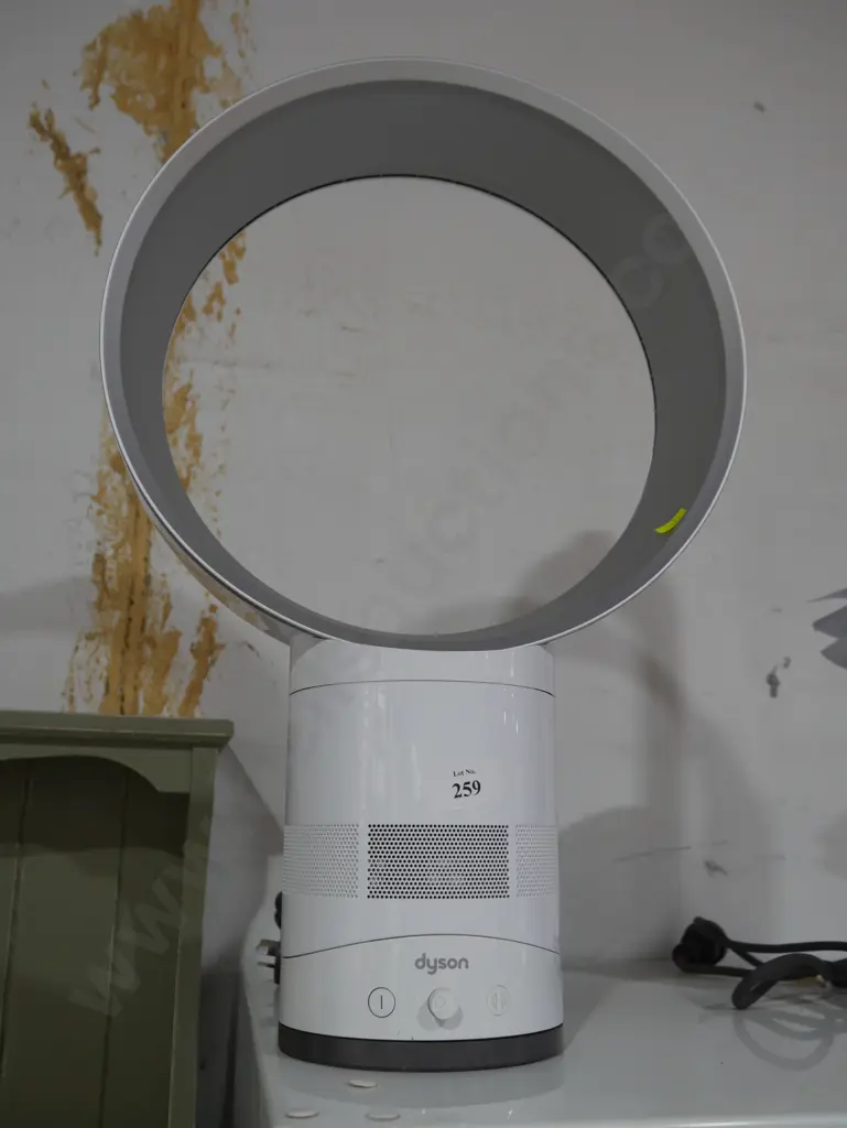 Dyson air multiplier Image 1++
