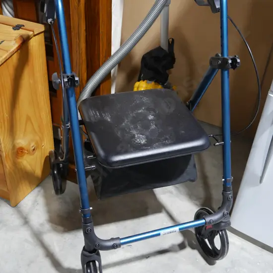 Mobility walker