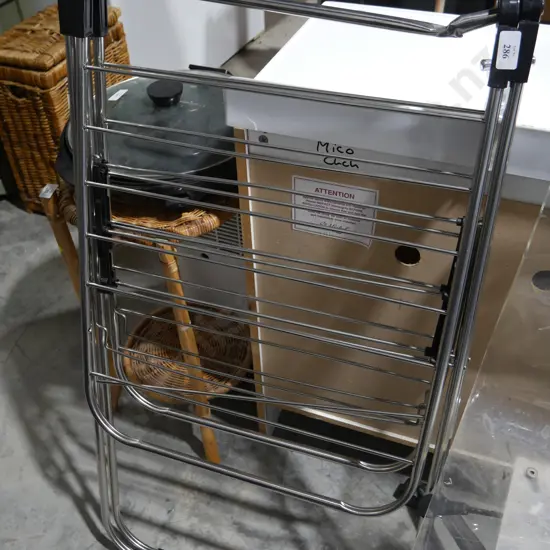 Clothes airer
