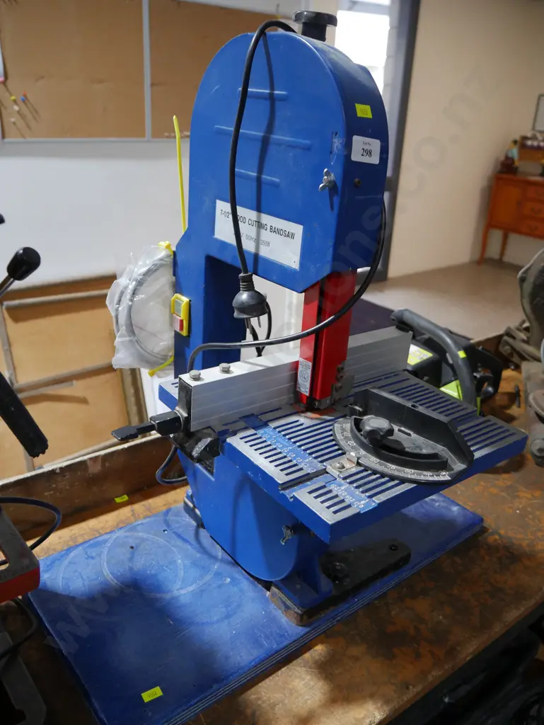 Bandsaw Image 1++