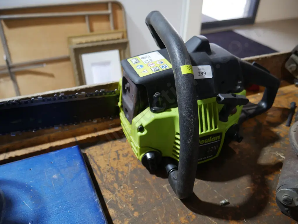 Poulan chainsaw Image 1++