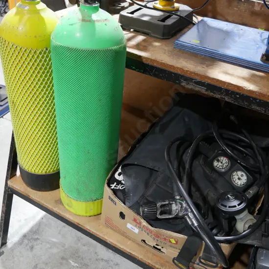 Scuba gear