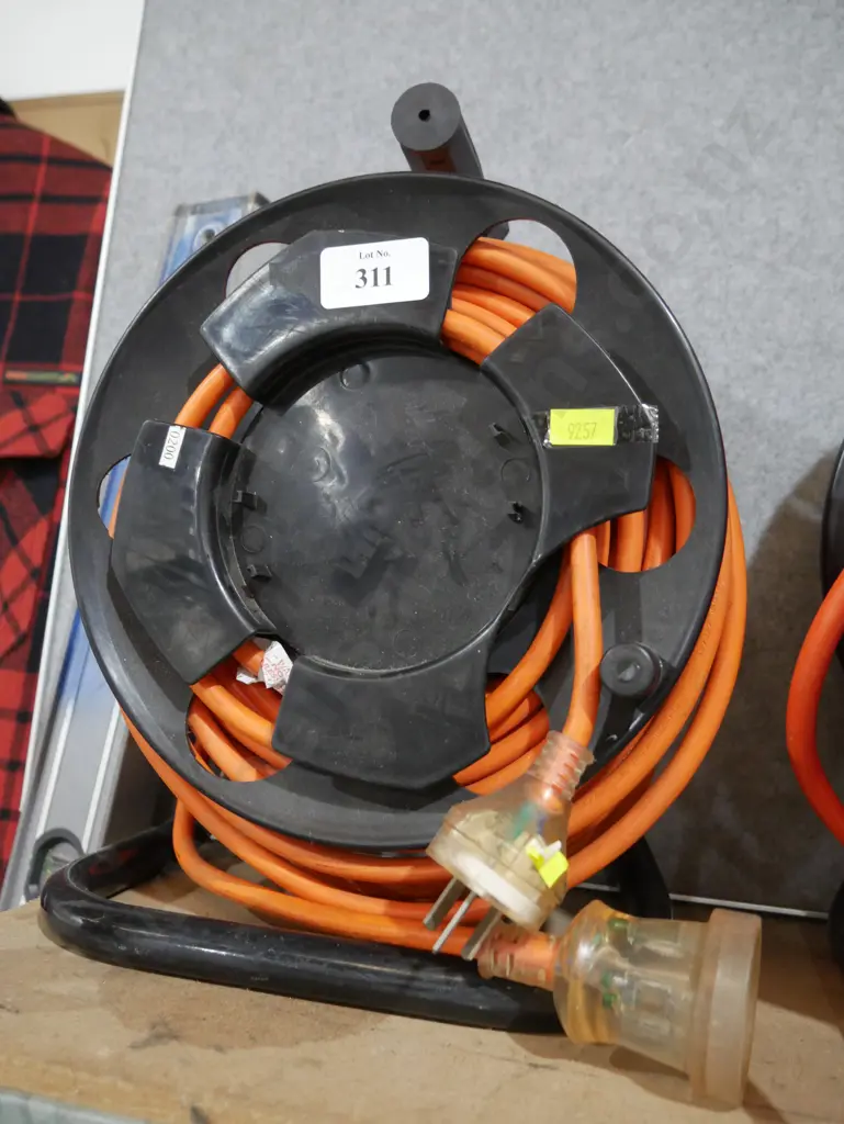 Power cord Image 1++