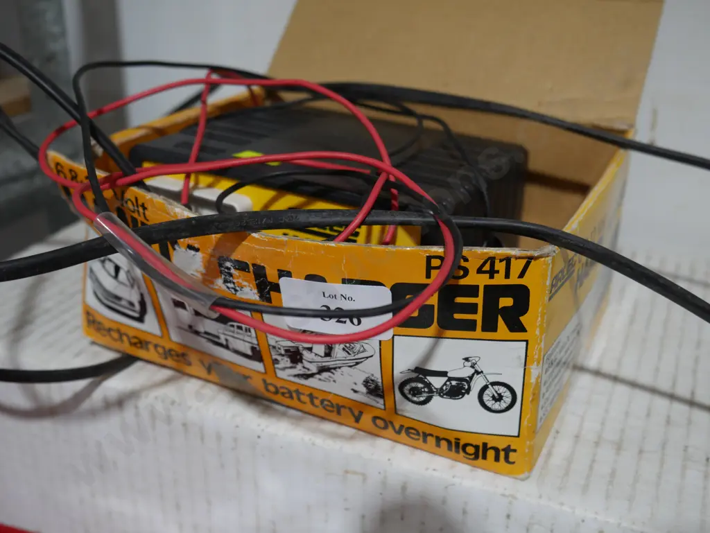 Battery charger Image 1++