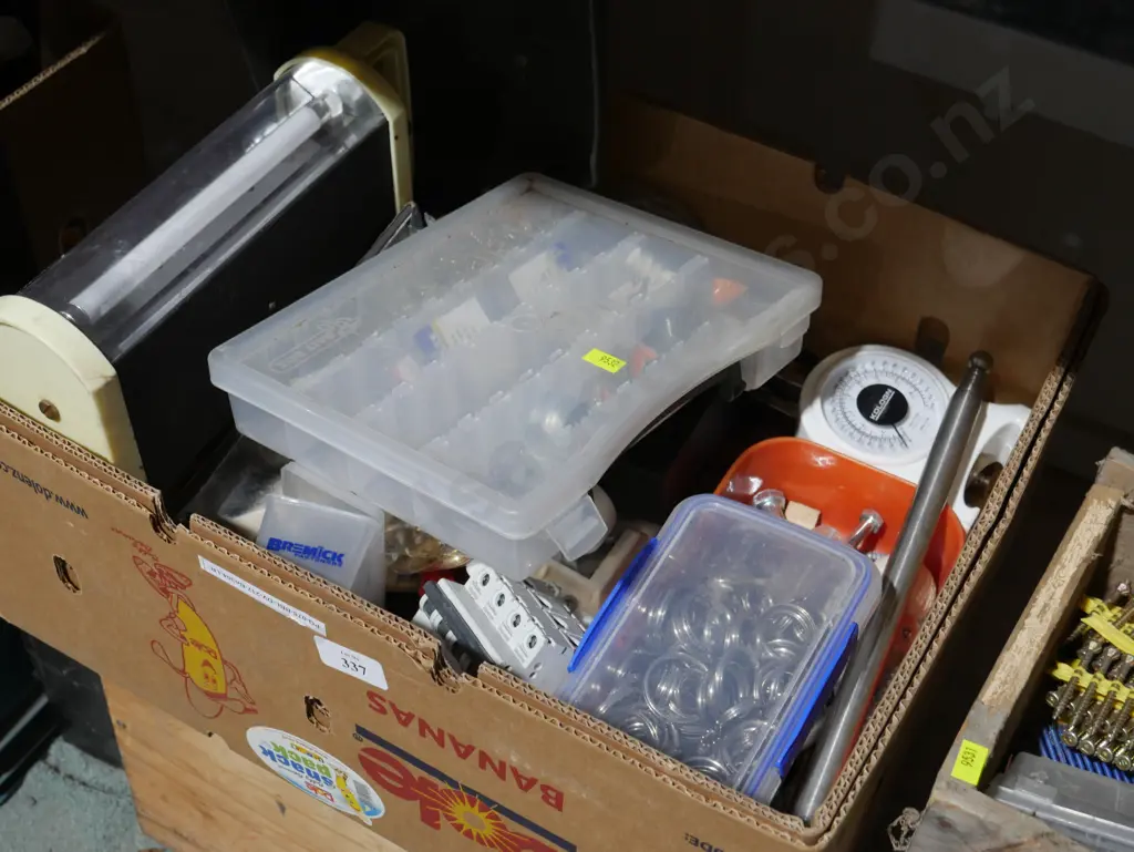 Garage sundries Image 1++