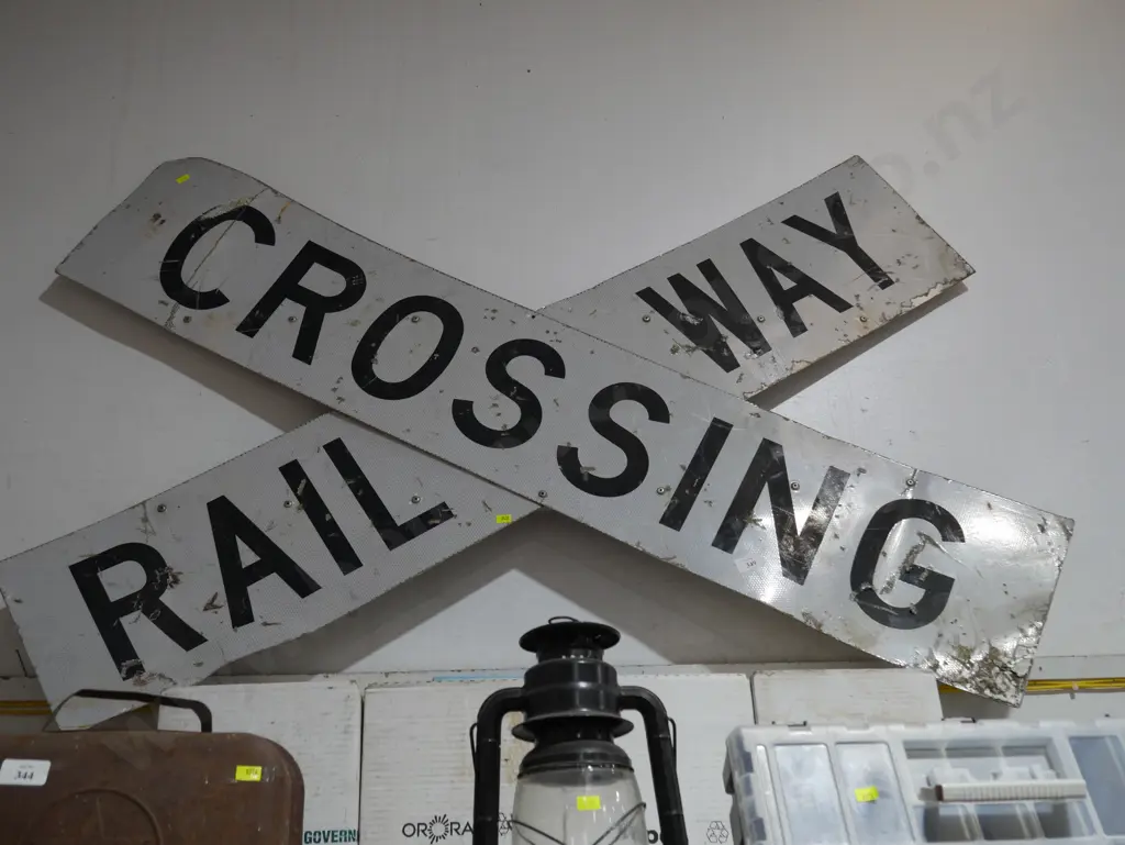 Railway crossing sign Image 1++