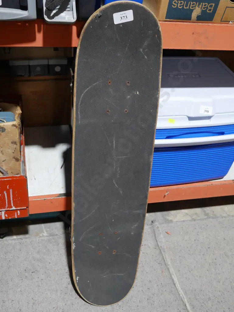 Skateboard Image 1++