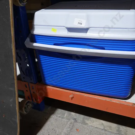 Chilly bin