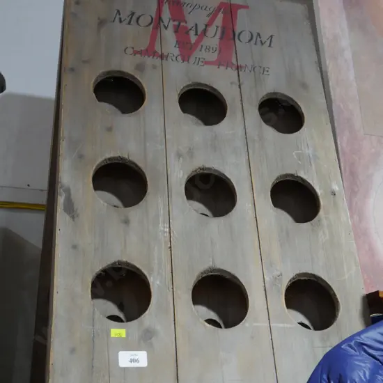 Wine bootle holder