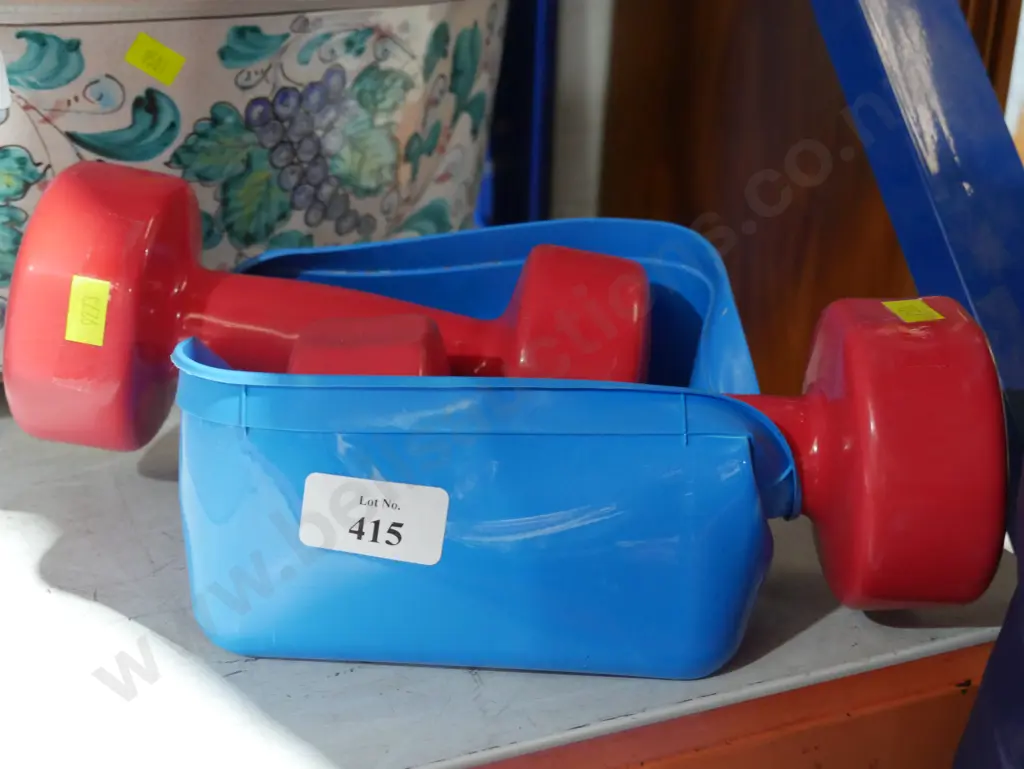 4kg dumbbells Image 1++