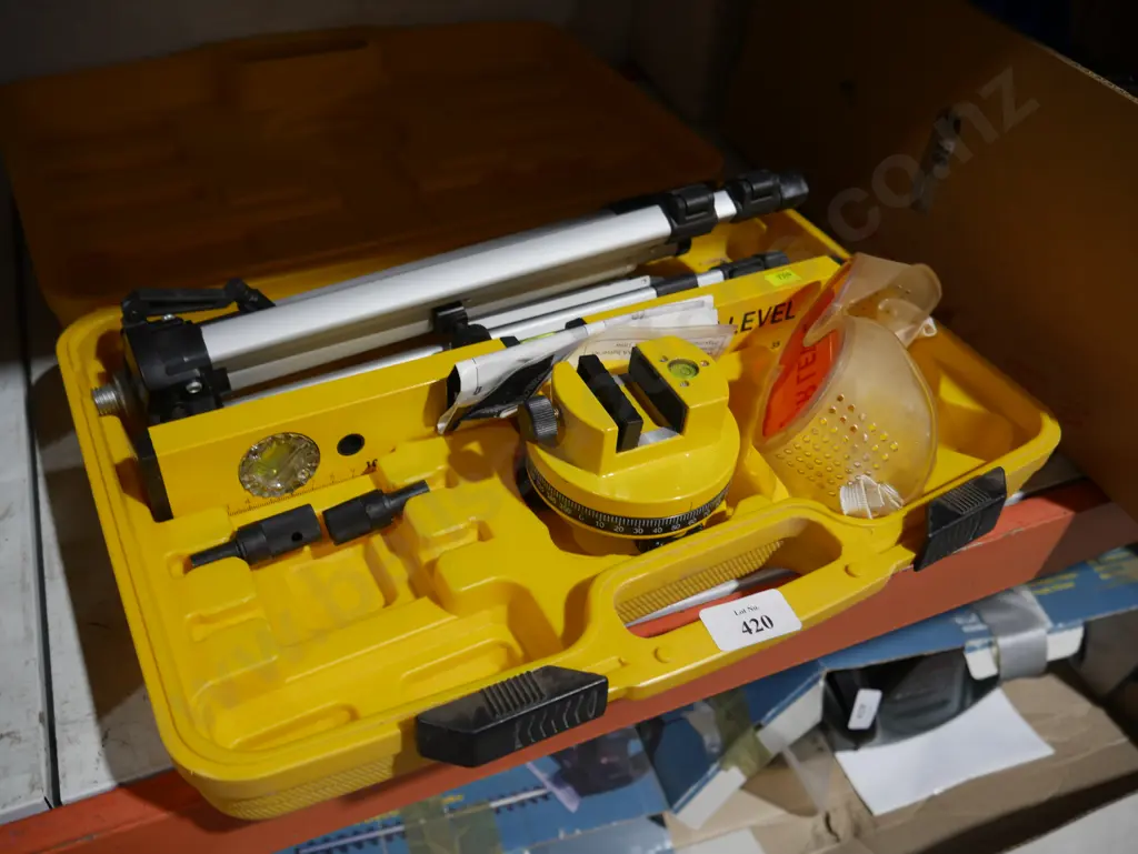 Laser level Image 1++