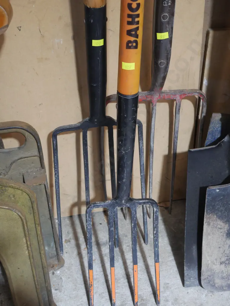 Garden forks Image 1++