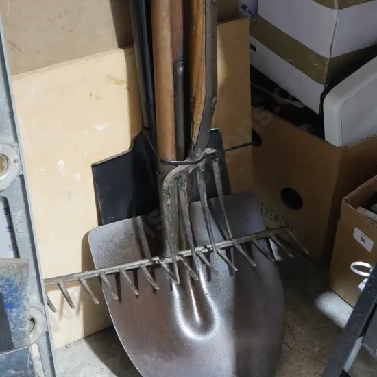 Garden tools