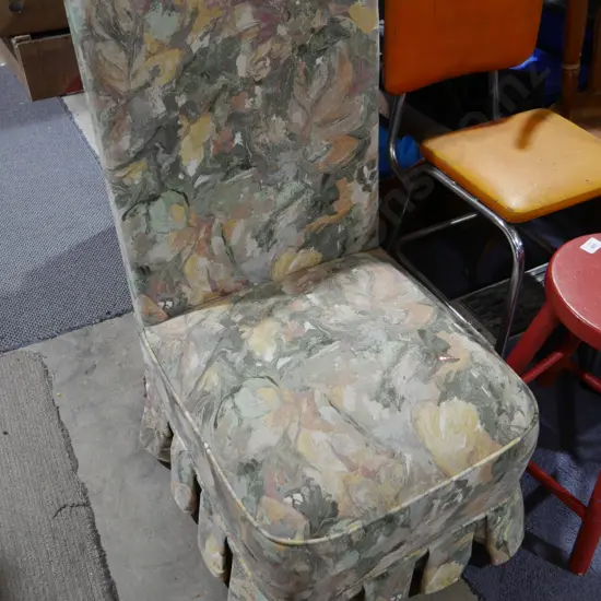 Bedroom chair
