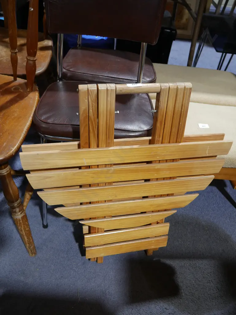 Folding table Image 1++
