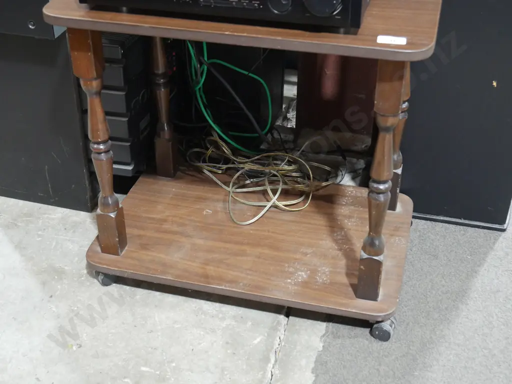 Trolley Image 1++